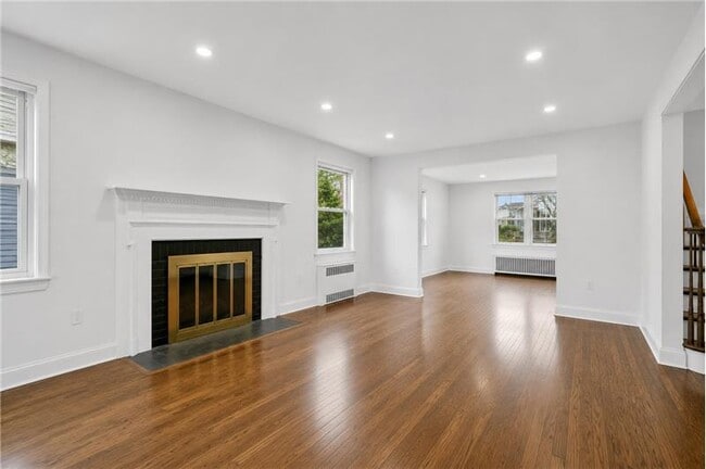 Building Photo - 106 White Rd
