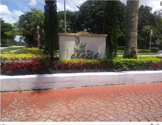 Building Photo - 9943 Nob Hill Pl Unit 9943