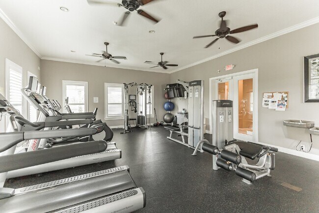 Photo - Stunning 3 Bed Townhouse for Rent in Lakewood Ranch! Spacious, Modern, and Move-In Ready!