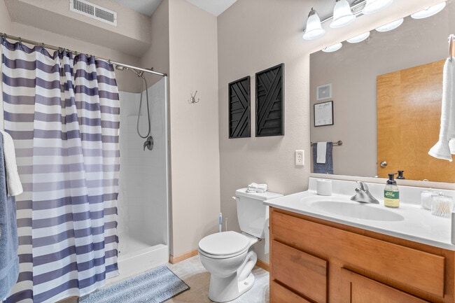 Photo - 805 Blue Sky Dr Unit 204