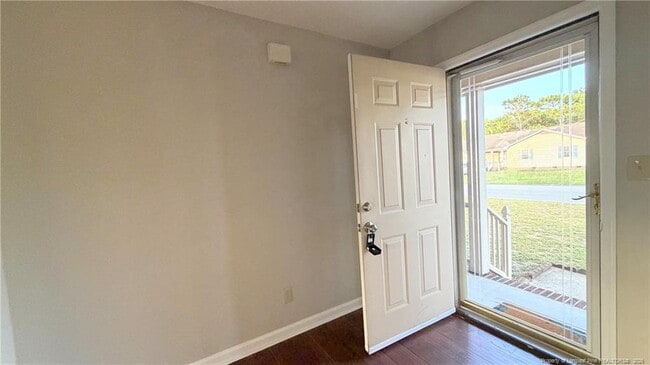 Photo - 5133 Thackeray Dr