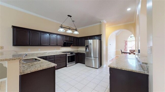 Photo - 605 Alexandria Dr