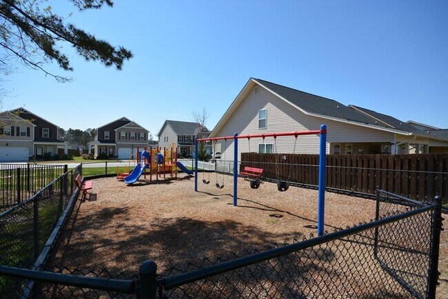 Photo - Home For Rent - 4427 Grove Landing Drive Grovetown, GA 30813