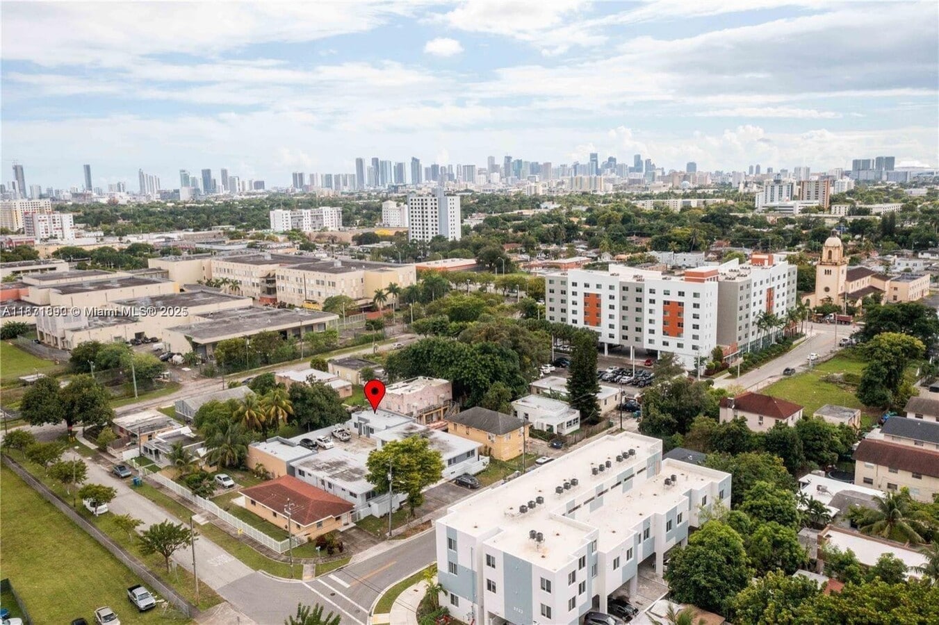 Photo - 3737 NW 20th Ave Unit 3737