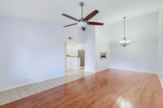Photo - 6299 Chasewood Dr Unit E