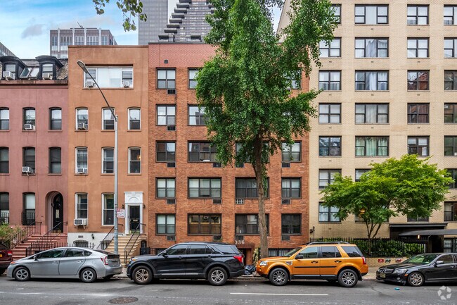 Photo - 336 E 50th St