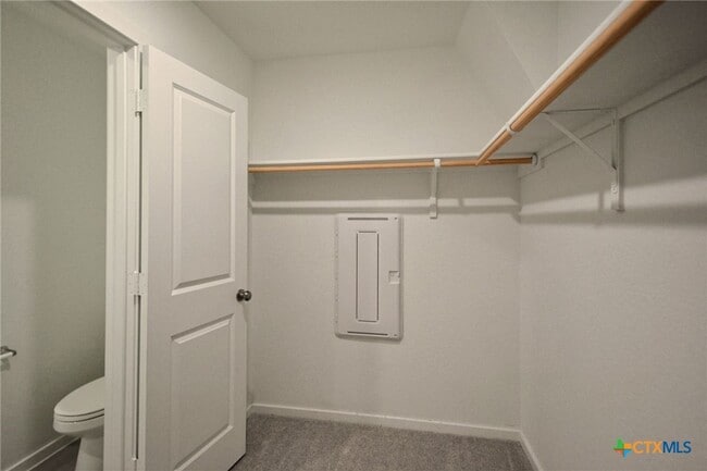 Building Photo - 3729 Axis Hl St