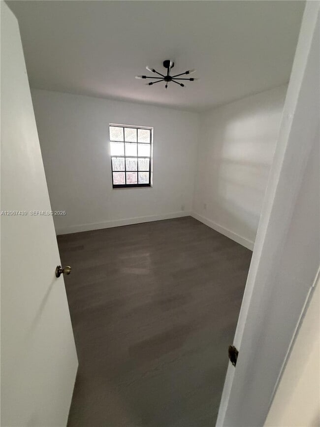 Photo - 2424 SW 21st Ter
