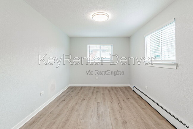 Photo - 2356 S Linden Ct Unit B