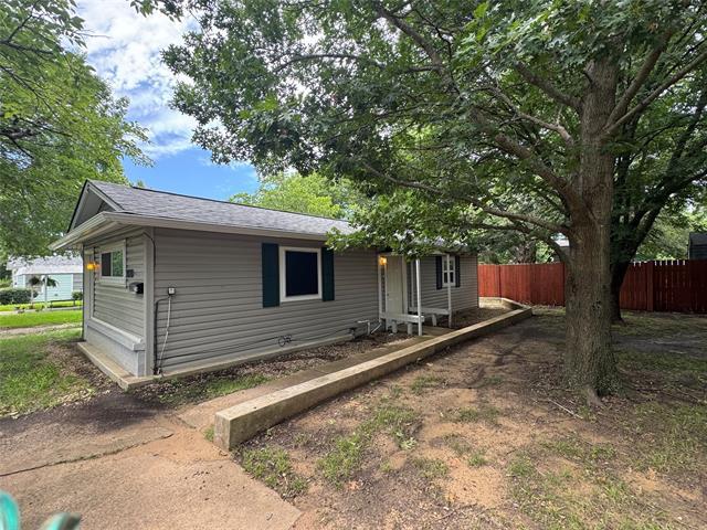 Photo - 2020 N Alexander St