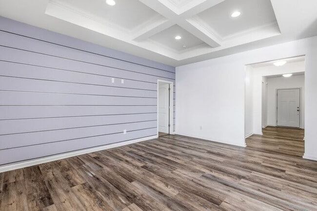 Photo - Experience Luxury Living in Reedy Fork