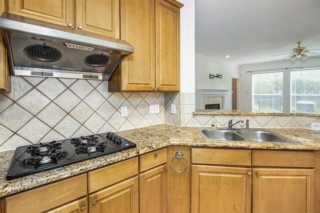 Photo - 6219 Surfside Ln