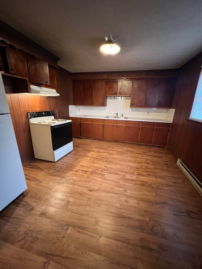 Photo - 1244 Crewdson Dr