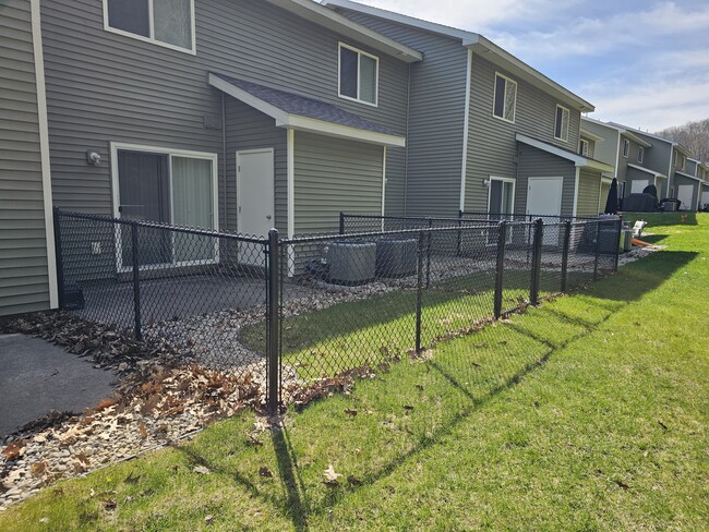 Photo - 3843 Vale Dr