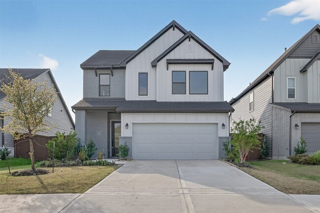 Building Photo - 16915 Chapel Knox Dr