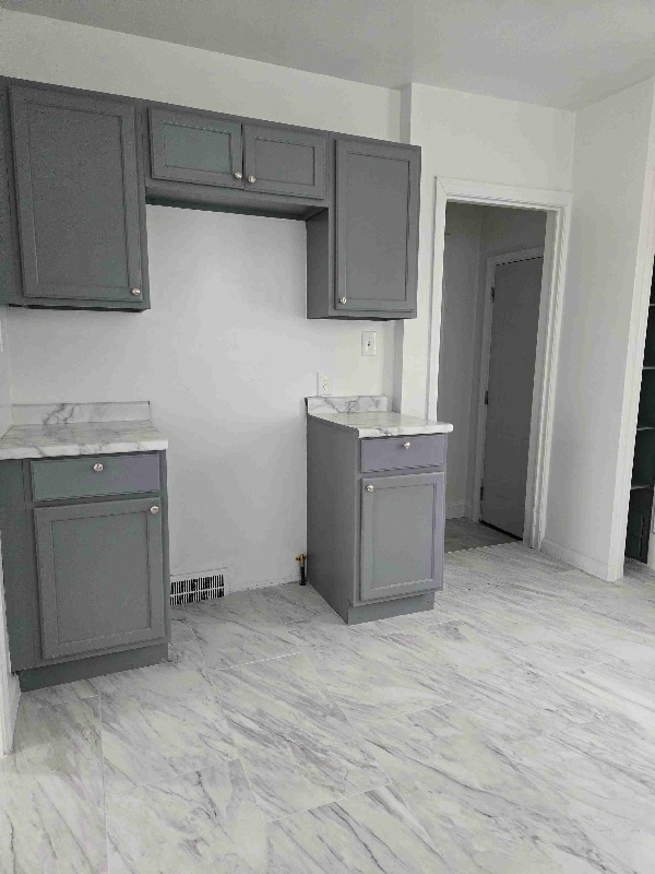 Photo - 14901 Wilshire Dr