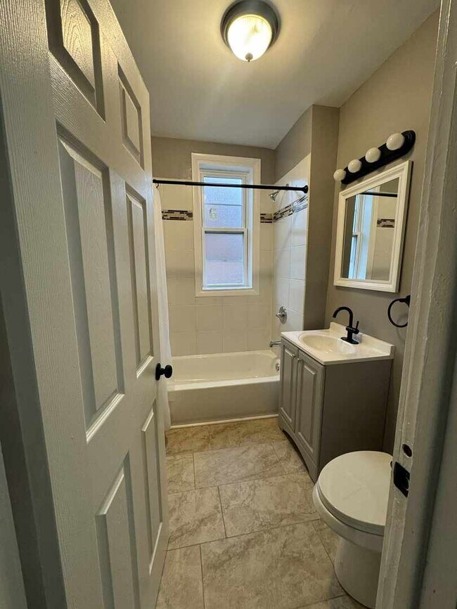 Photo - 6601 S Langley Ave