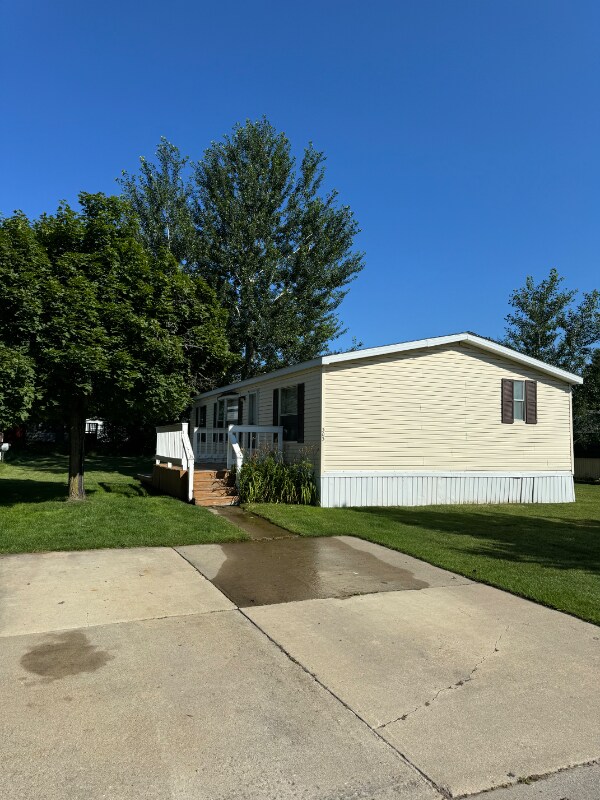 Photo - 303 Jessie Lee Dr