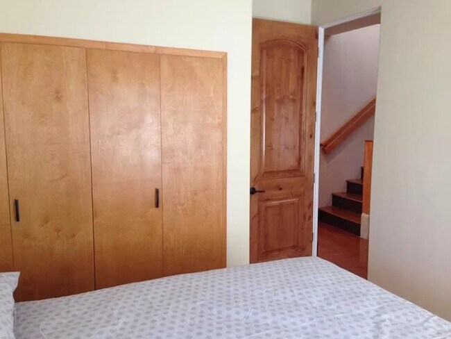 Photo - 1743 S Barrington Ave