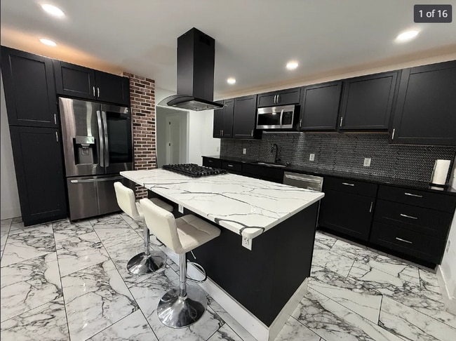 Photo - 94 Walnut St Unit #1