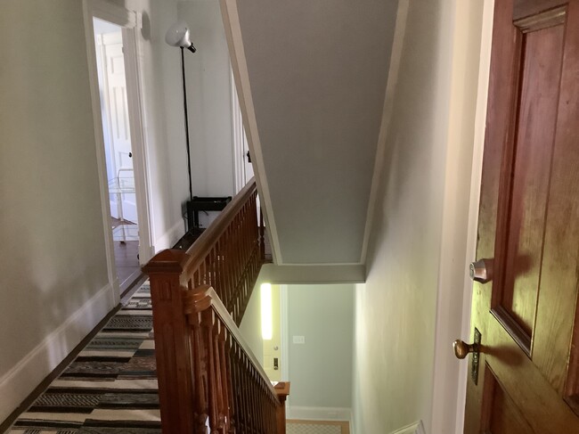 Back Entry - 18 Hospital Hill Rd Unit Upstairs