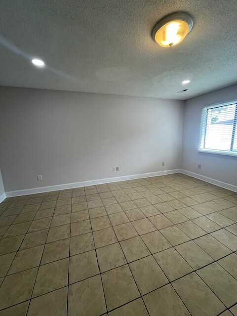 Photo - 1490 Turkey Ridge Rd House