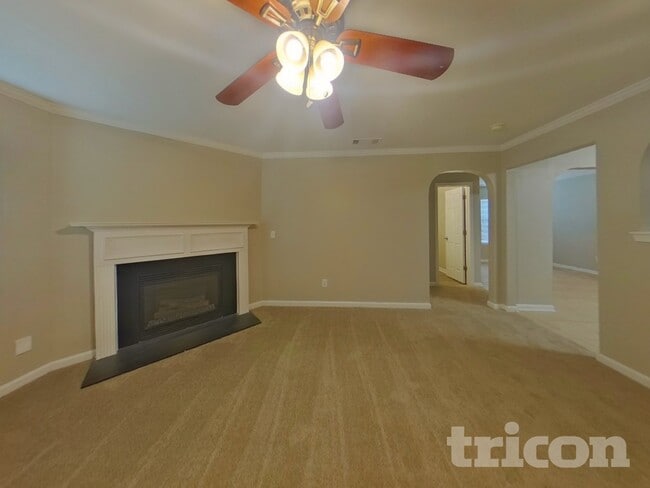 Photo - 5950 el Segundo Way