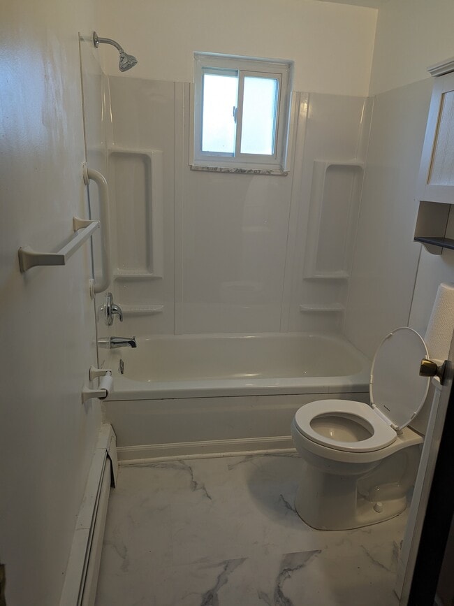 Photo - 708 Paul St Unit 2