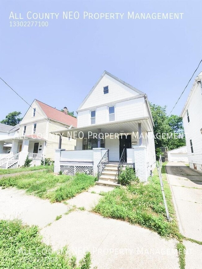 Photo - 10639 Dupont Ave