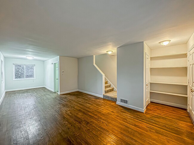 Photo - Beautiful 3 Bed 1 Bath End Row Brick Townhouse With Fenced In Yard In River Terrace