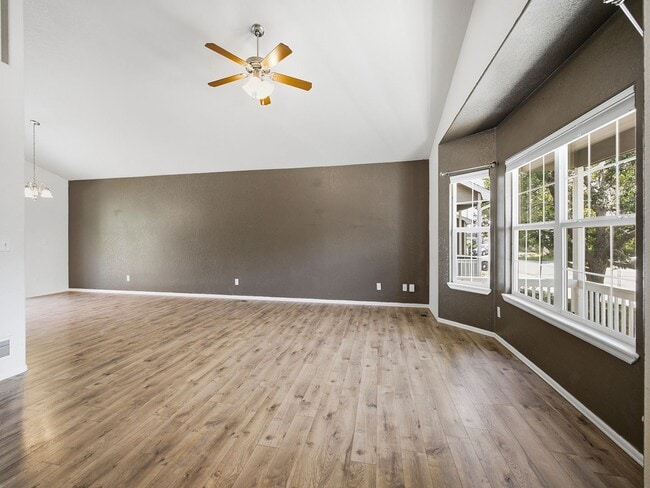 Photo - Beautiful 3 bed 2.5 Bath Home in East Loveland, CO!