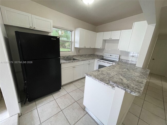 Photo - 15901 W Bunche Park Dr