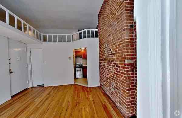 Building Photo - 140 W 82nd St Rental