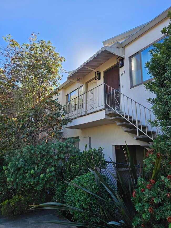 Photo - 1312 Solano Ave Unidad 1312