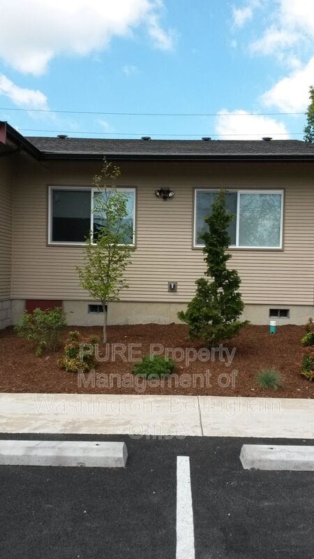 Photo - 2424 Racine St