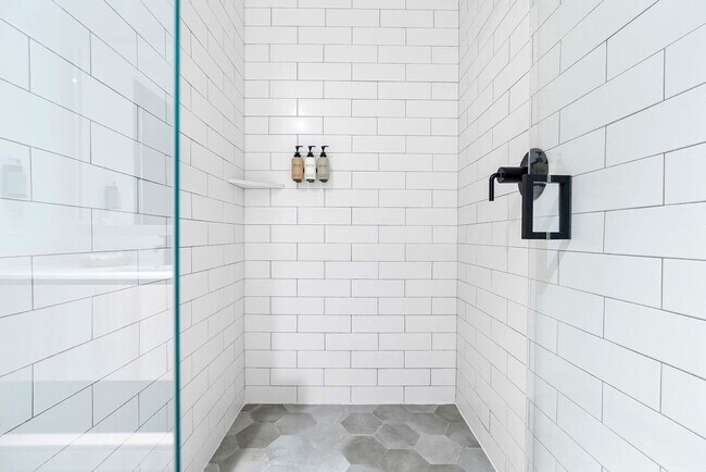 Photo - 398 NE 5th St Unit ID1372292P