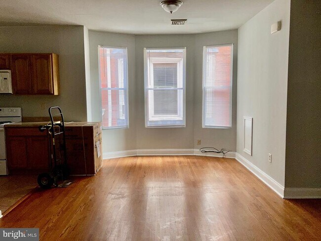 Photo - 4813 Baltimore Ave