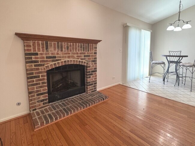 Photo - 6 Cimarron Ct