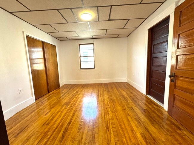 Photo - 16 Plantation St Unit Apt3
