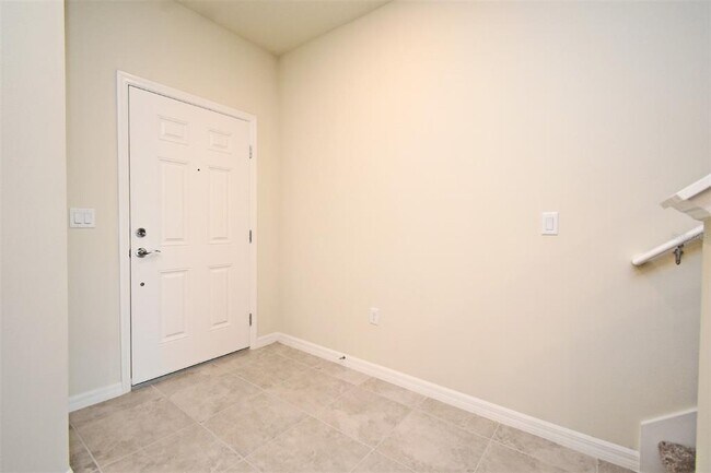 Photo - 3195 Emerald Acrs Ln