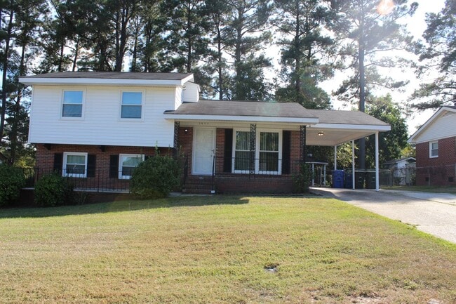 Building Photo - Chestnut Hills Rental
