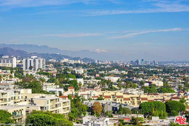 Photo - 838 N Doheny Dr Condo Unit 1106