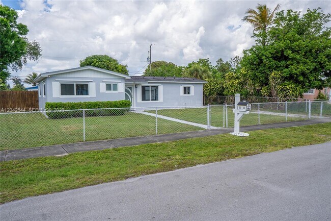 Photo - 20440 NW 20th Ct