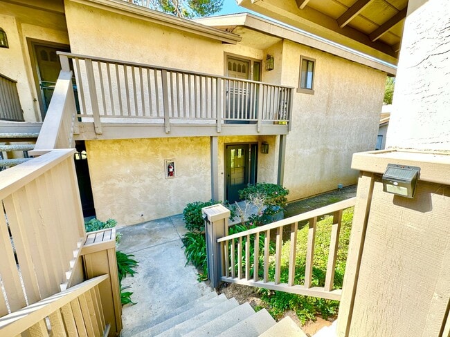Photo - Beautiful, End-Unit, Ground Level, Largest SF 1/1 layout in the Pala Mesa Villas Community with G...