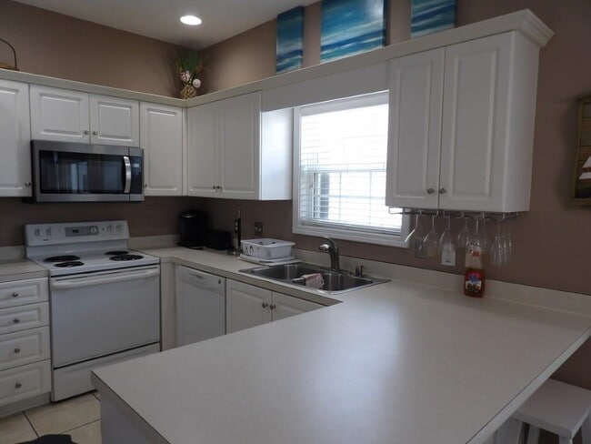 Photo - 503 20th Ave N