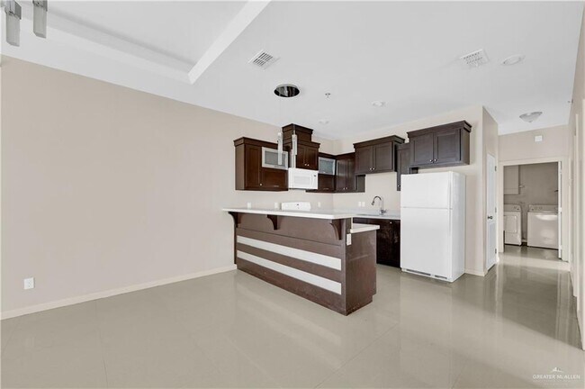 Photo - 15 S K Center St Unit 3