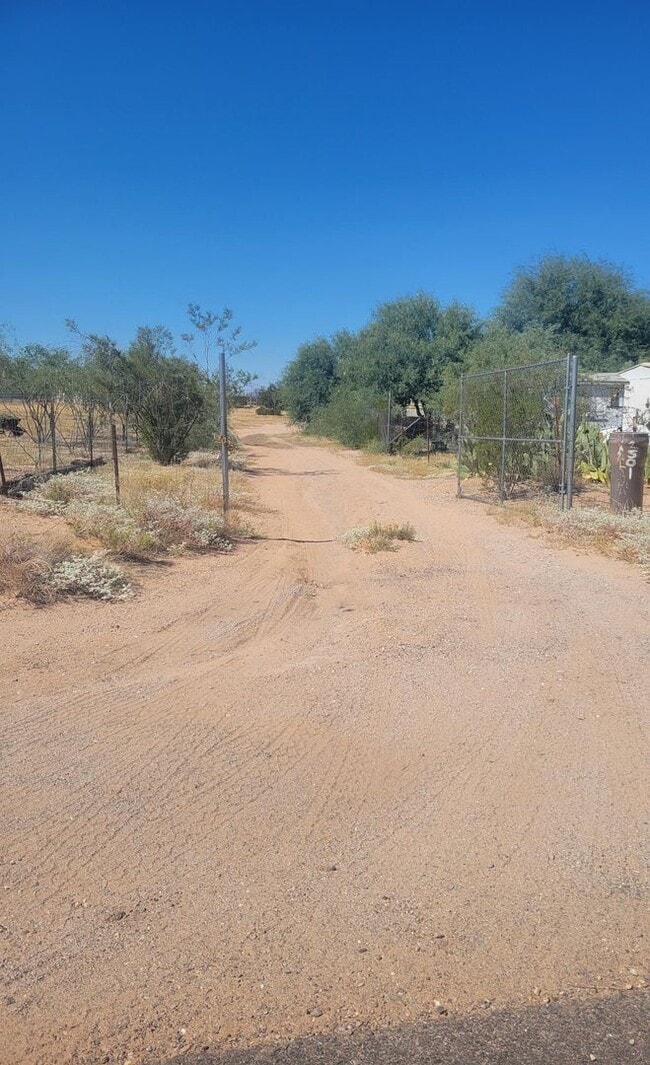 Photo - 3 Bed 2 Bath