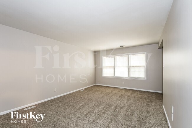 Photo - 9846 Rivermont Dr