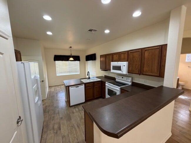 Photo - ***3 BEDROOM/2 BATHROOM IN PRESCOTT VALLEY***