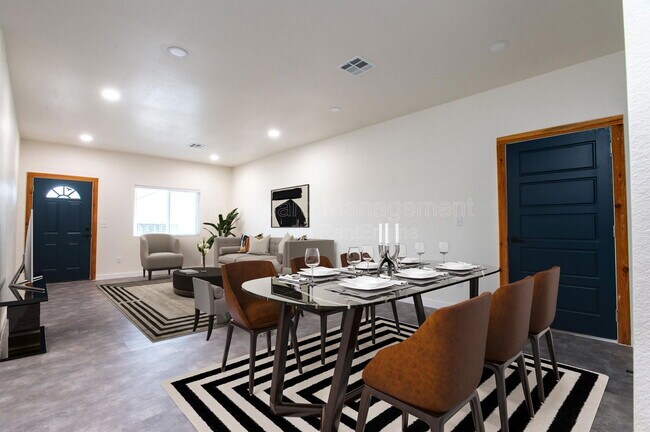 Photo - 2869 N Oliver St